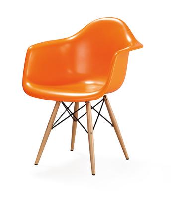 Orange moderne sitzende Stühle, Fiberglas-Seat-Restaurant, das Stuhl mit hölzerner Bein-Basis speist